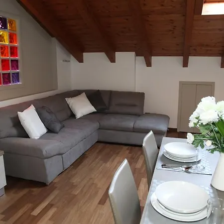 Semesterbostad Residenze Alfero Sarnico
