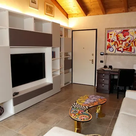 Residenze Alfero Semesterbostad *