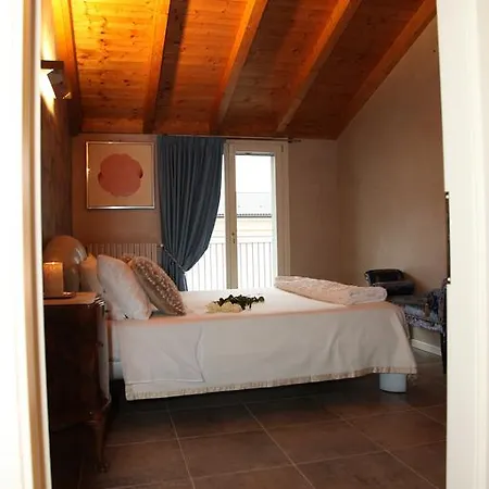 Residenze Alfero Semesterbostad *
